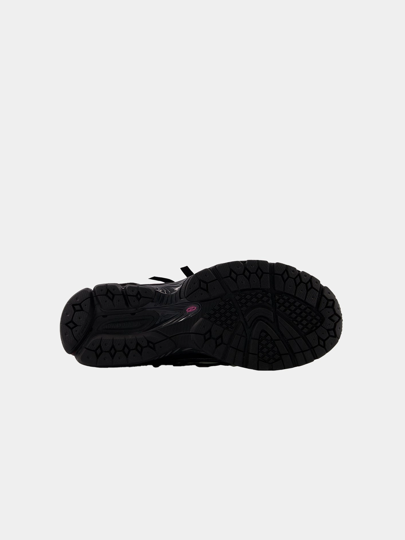 Soft Glide Move 1906A "Black Dragon Berry"
