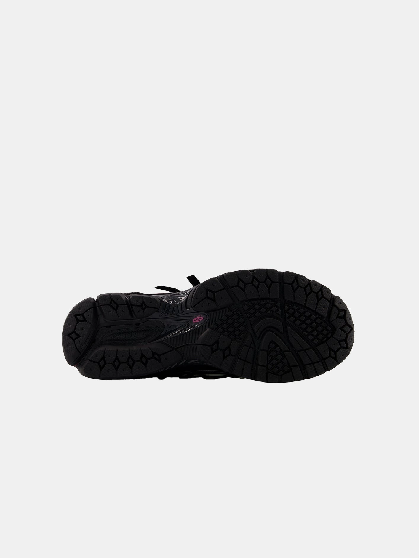 Soft Glide Move 1906A "Black Dragon Berry"