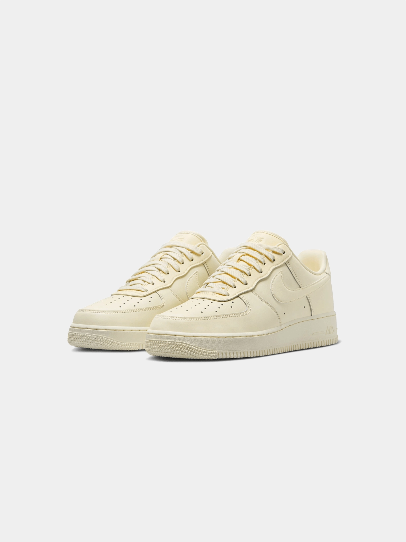 Soft Motion Step Glide-Out Air Force 1 Low '07 Fresh "Coconut Milk"