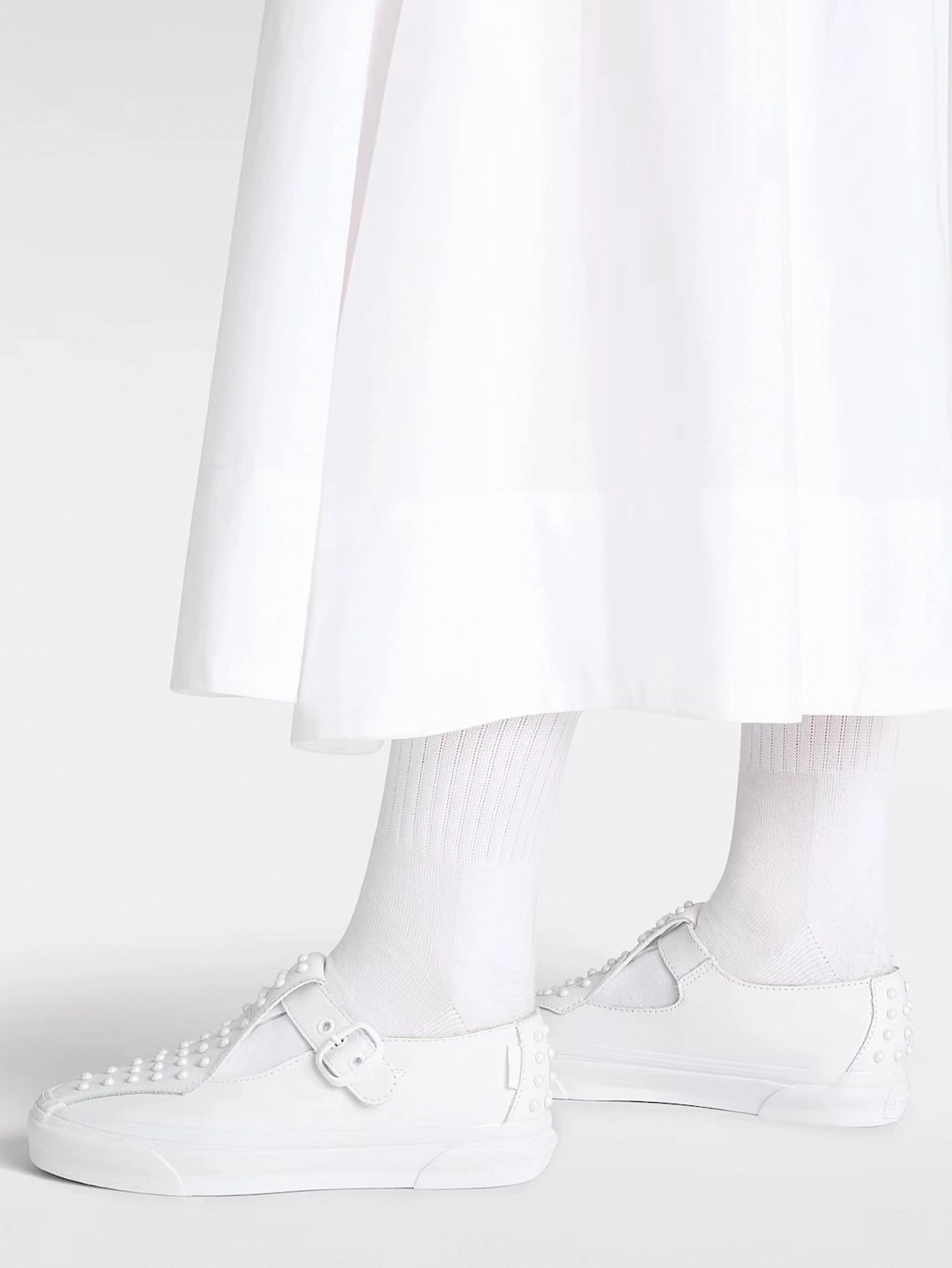 Soft Motion Step-On LX Mary Jane 93 "White"