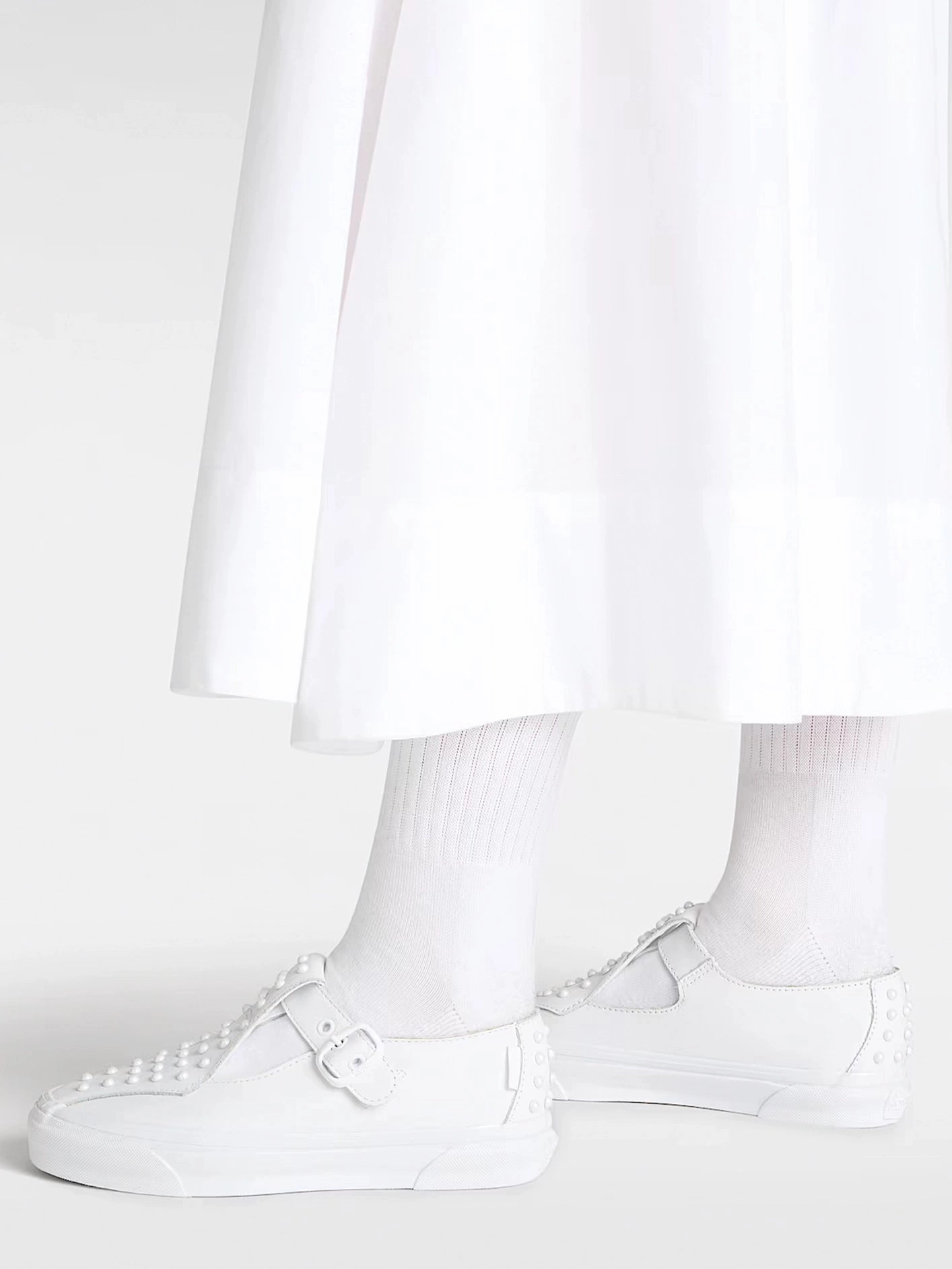 Soft Motion Step-On LX Mary Jane 93 "White"