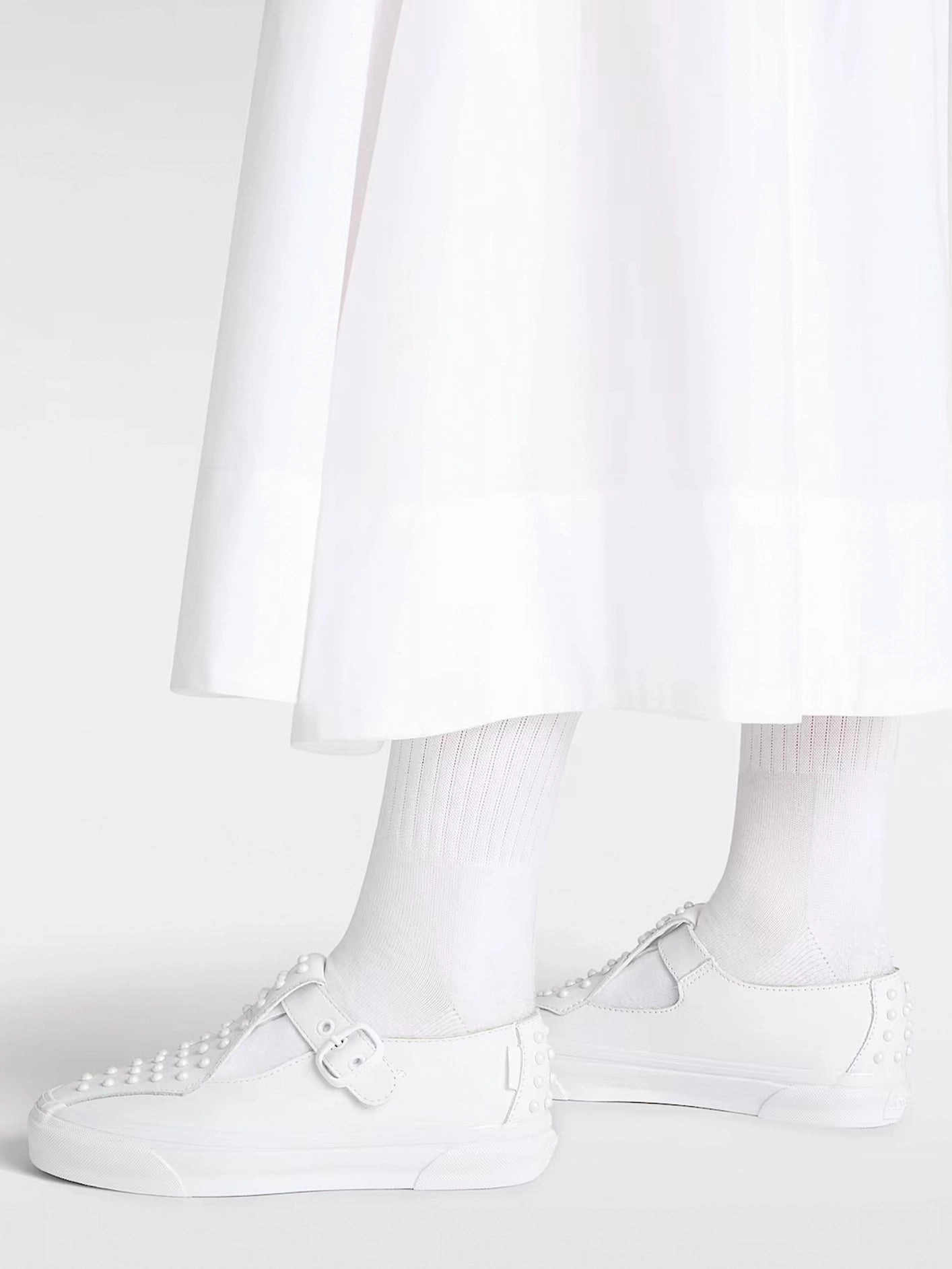 Soft Motion Step-On LX Mary Jane 93 "White"