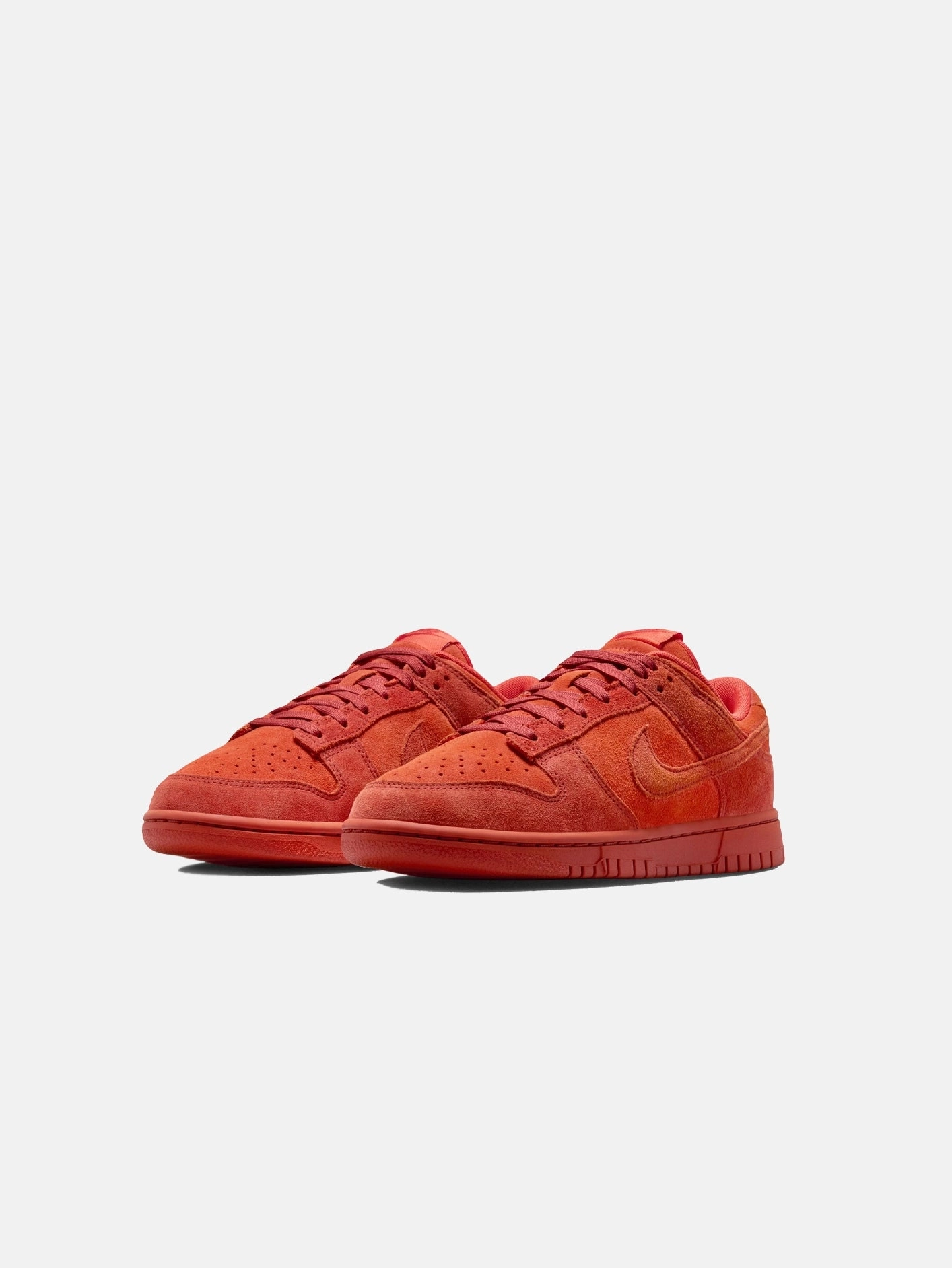 Soft Upper Fit Dunk Low SE "Valley Of Fire"