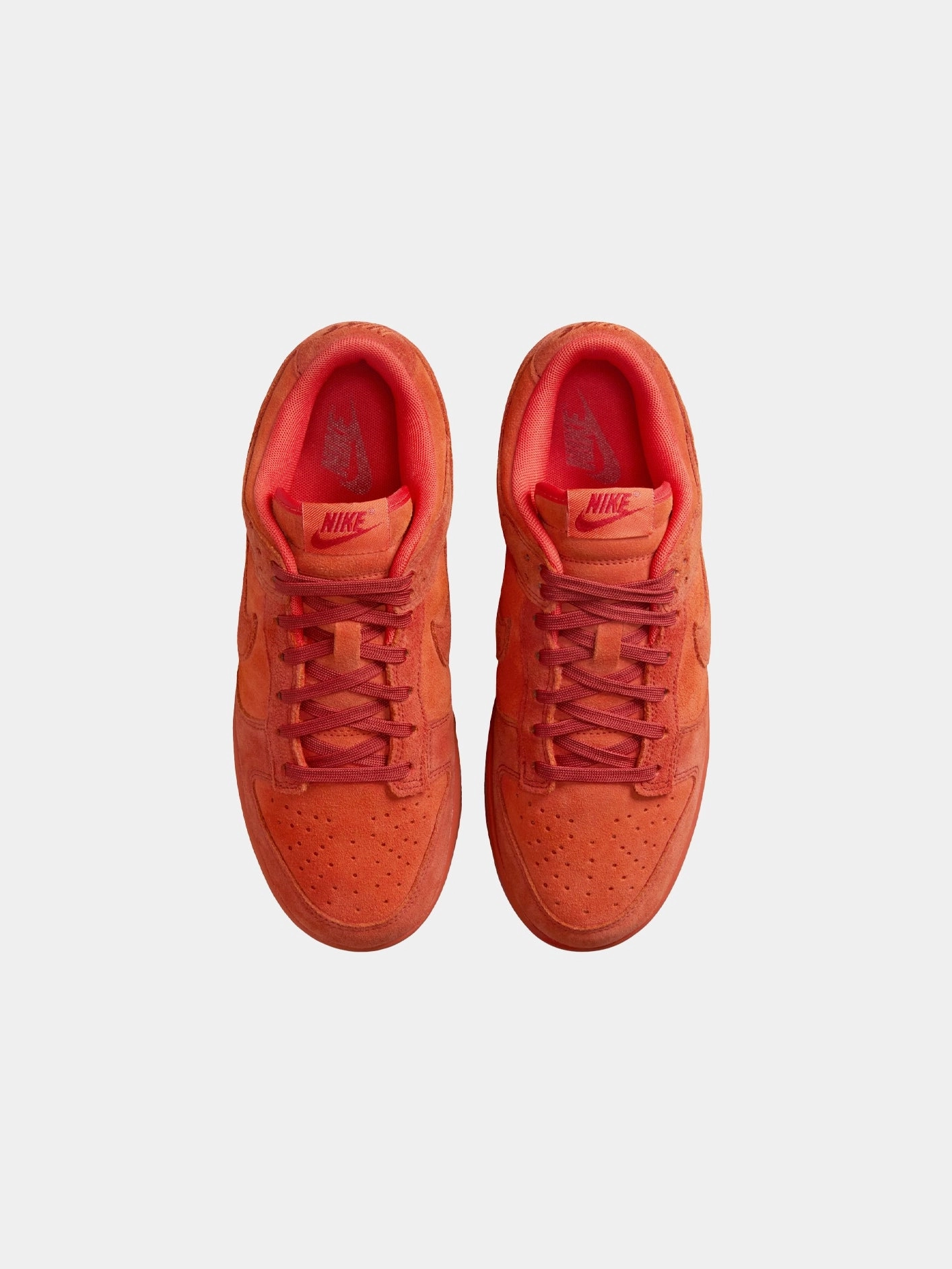 Soft Upper Fit Dunk Low SE "Valley Of Fire"