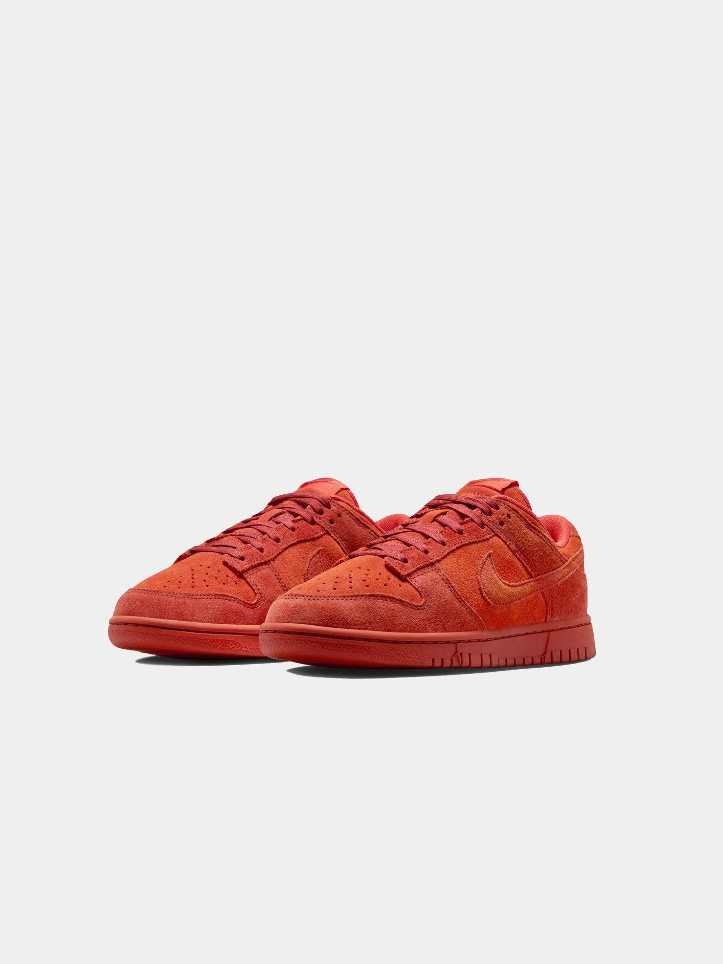 Soft Upper Fit Dunk Low SE "Valley Of Fire"