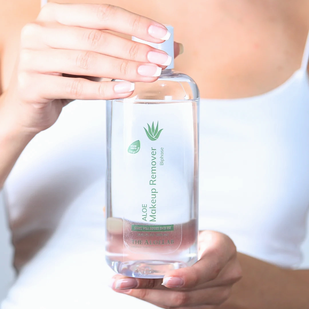 The AloeLab Aloe Makeup Remover Biphase 500 ml