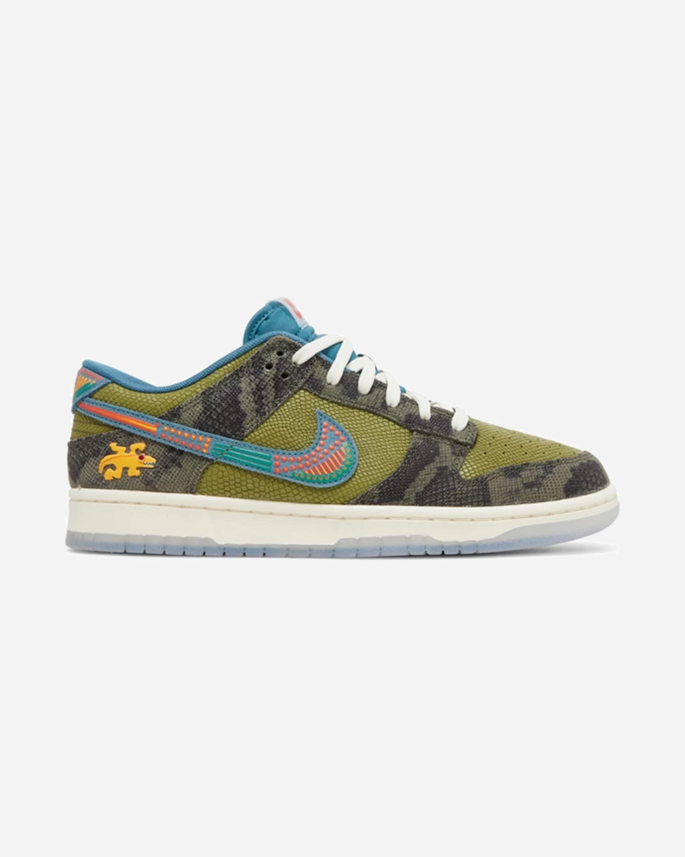 NIKE DUNK LOW SIEMPRE (NEW) Designer Look