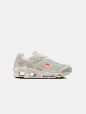 Shox Ride 2 "Light Bone and Turf Orange Throw Hike Arch Care