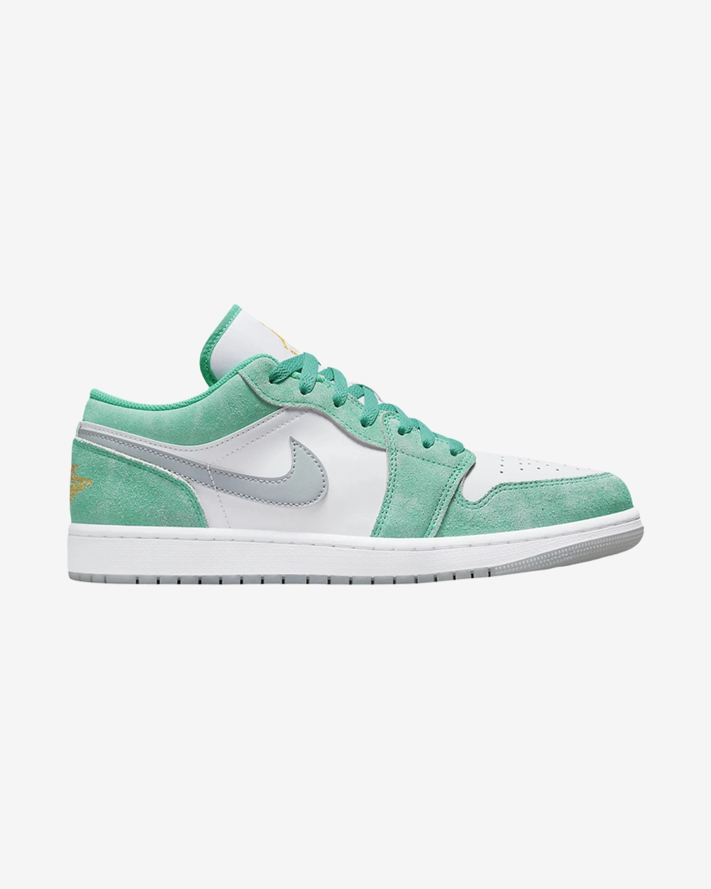 Sculpted wear Basketball Ready NIKE AIR JORDAN1 LOW SE EMERALD