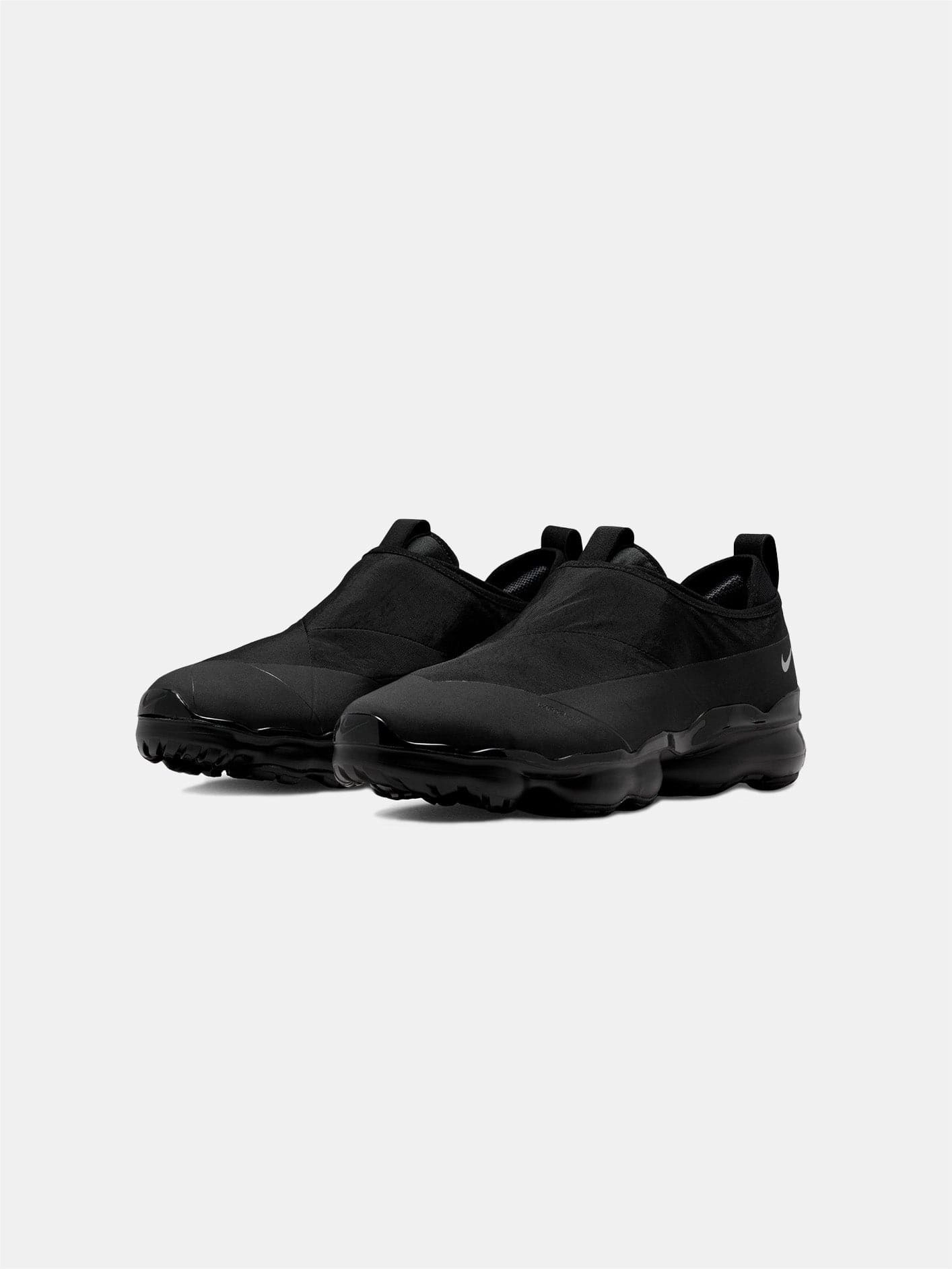 VaporMax Moc Roam "Triple Black" Soft Step Move Glide