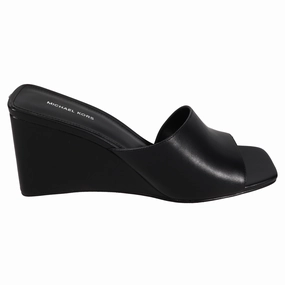 Women's Merriam Wedge Bedding Invitations