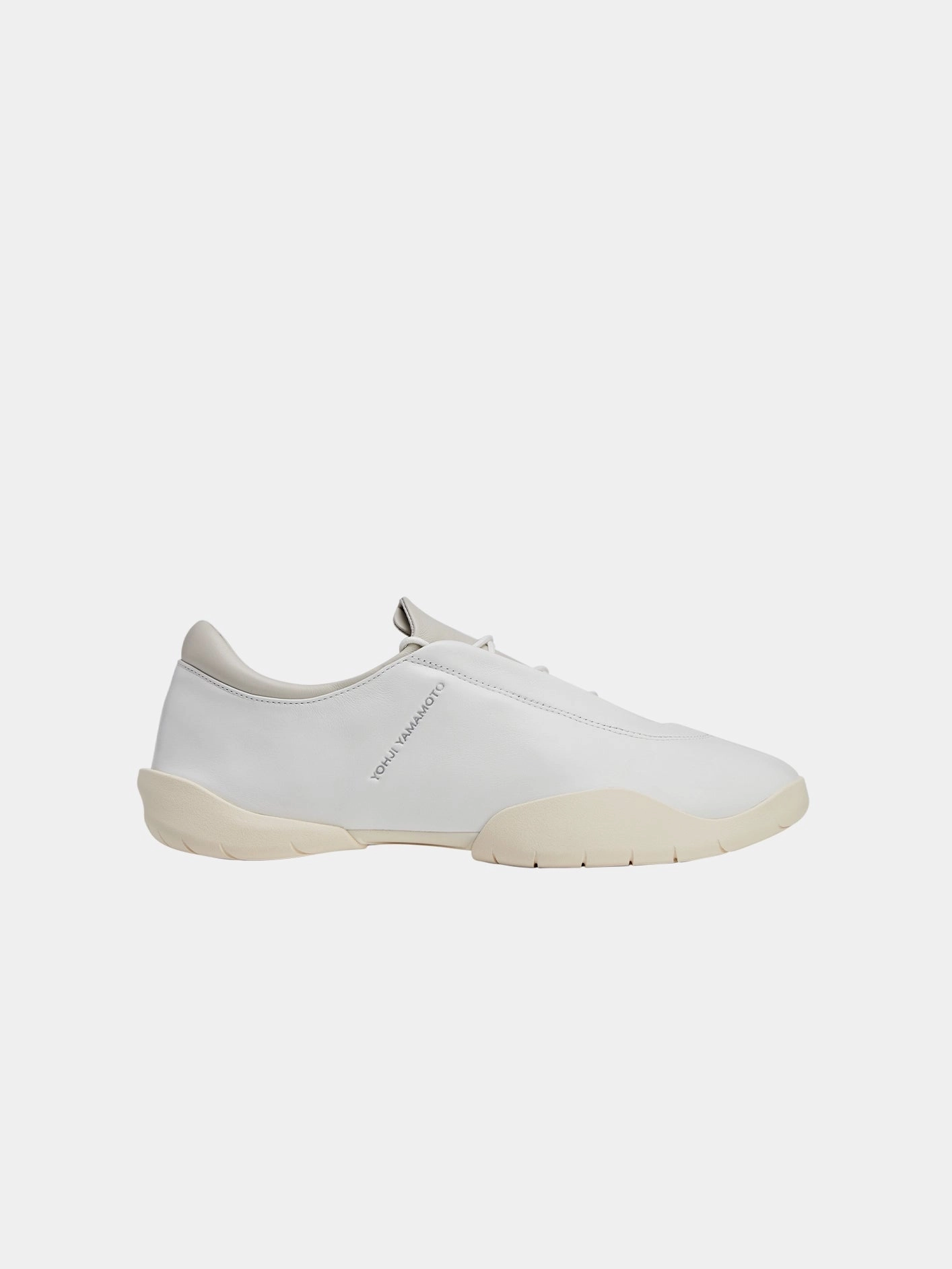 Coastal Style Minimalist Design Y-3 Regu "Core White"